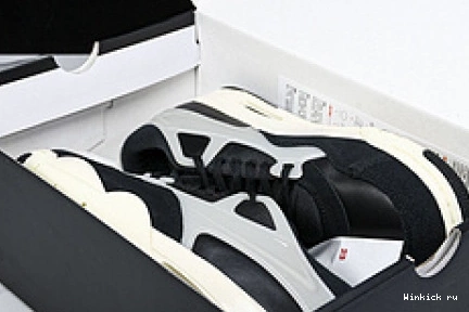 Jordan “Black Air Sail” 4 RM 0926